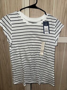 Universal Thread White Short-Sleeve Tee with Black Stripes